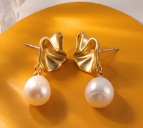 Gold Plated Brass with Natural Water Pearl Earrings Lotus Leaf Shape