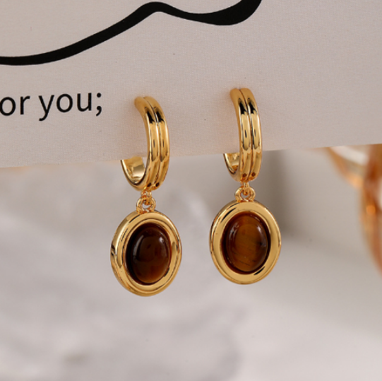 Oval Tiger Eye Stone Pendant Necklace and Earrings Set