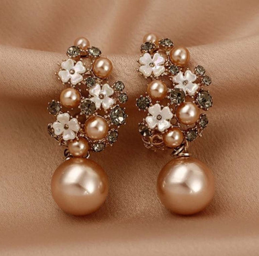 Pearl Flower Earrings Bridal Earring Coffee Gold Flower Drop-proof Pearl Earrings